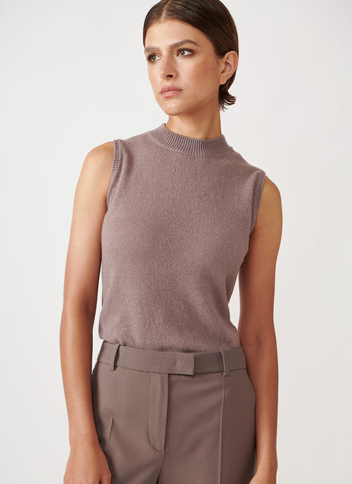 Eleventy Crewneck Cashmere Sleeveless Sweater