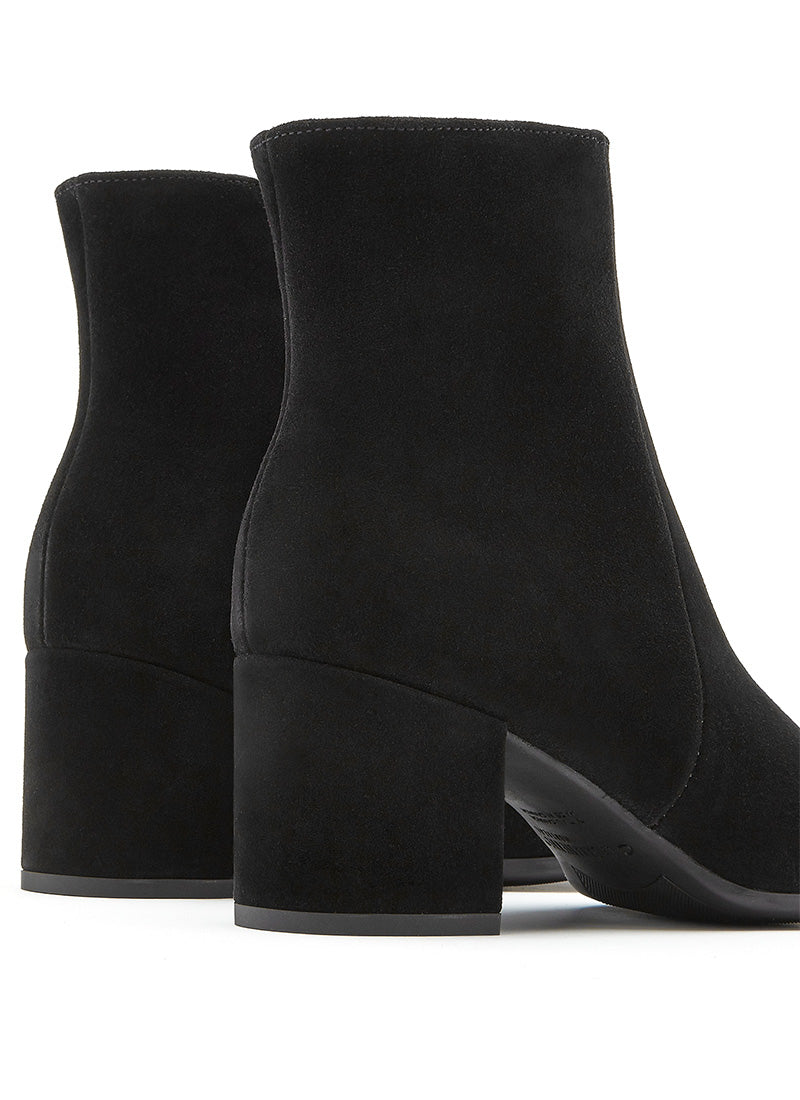 La Canadienne Joanie Suede Bootie