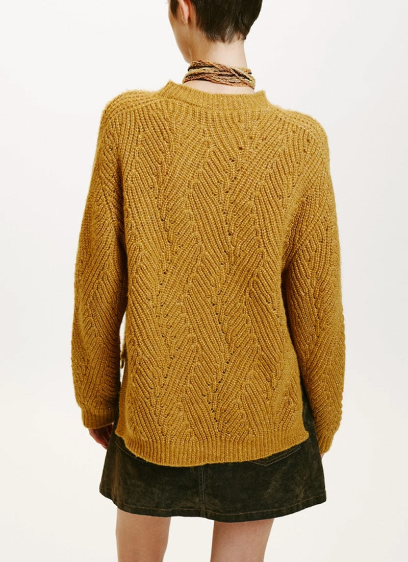 Momoni Cable Stitch Wool Crewneck Sweater