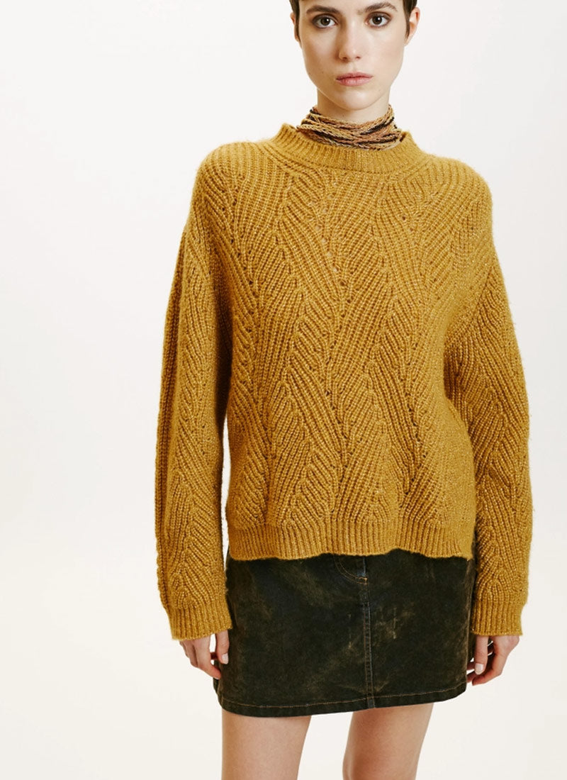 Momoni Cable Stitch Wool Crewneck Sweater