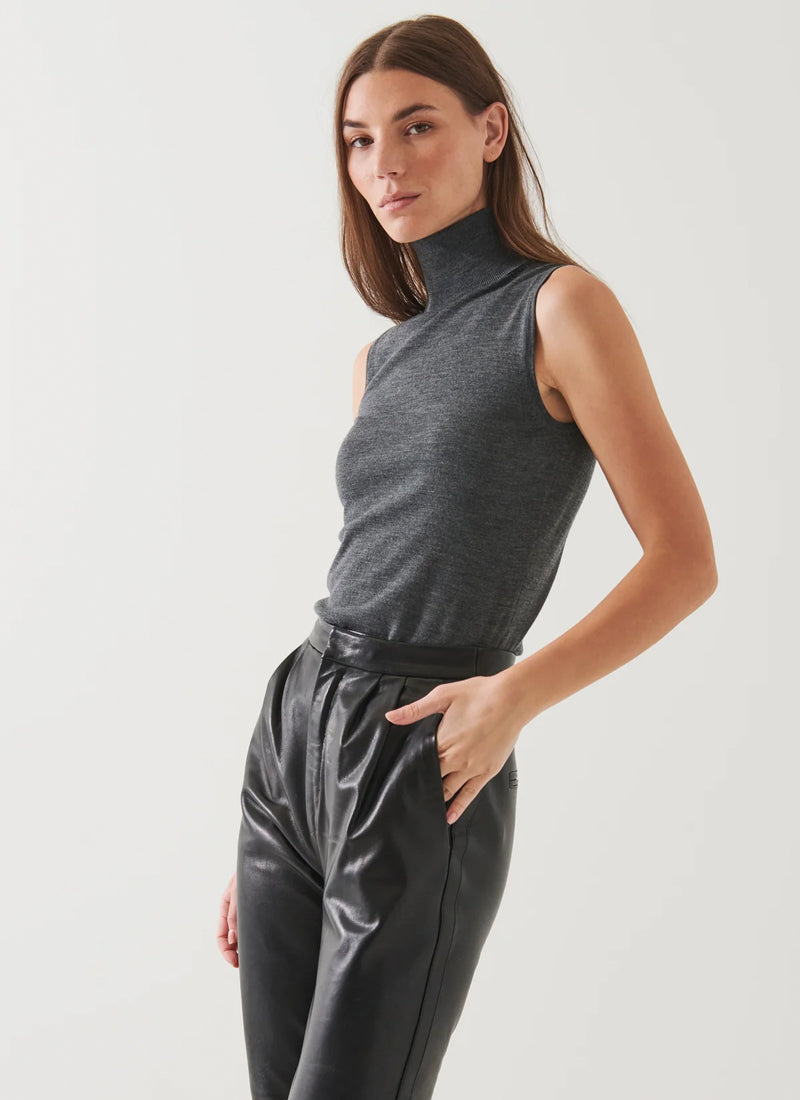 Merino Sleeveless Turtleneck