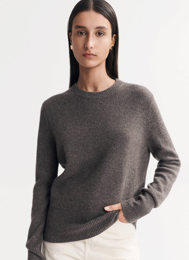 Soft Goat Classic O-Neck Sweater